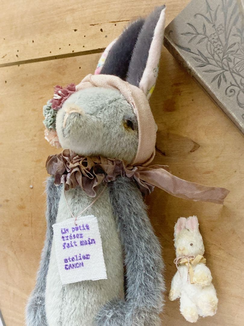 ☆CANON☆うさぎのぬいぐるみ ハンドメイド グレー アンティーク風