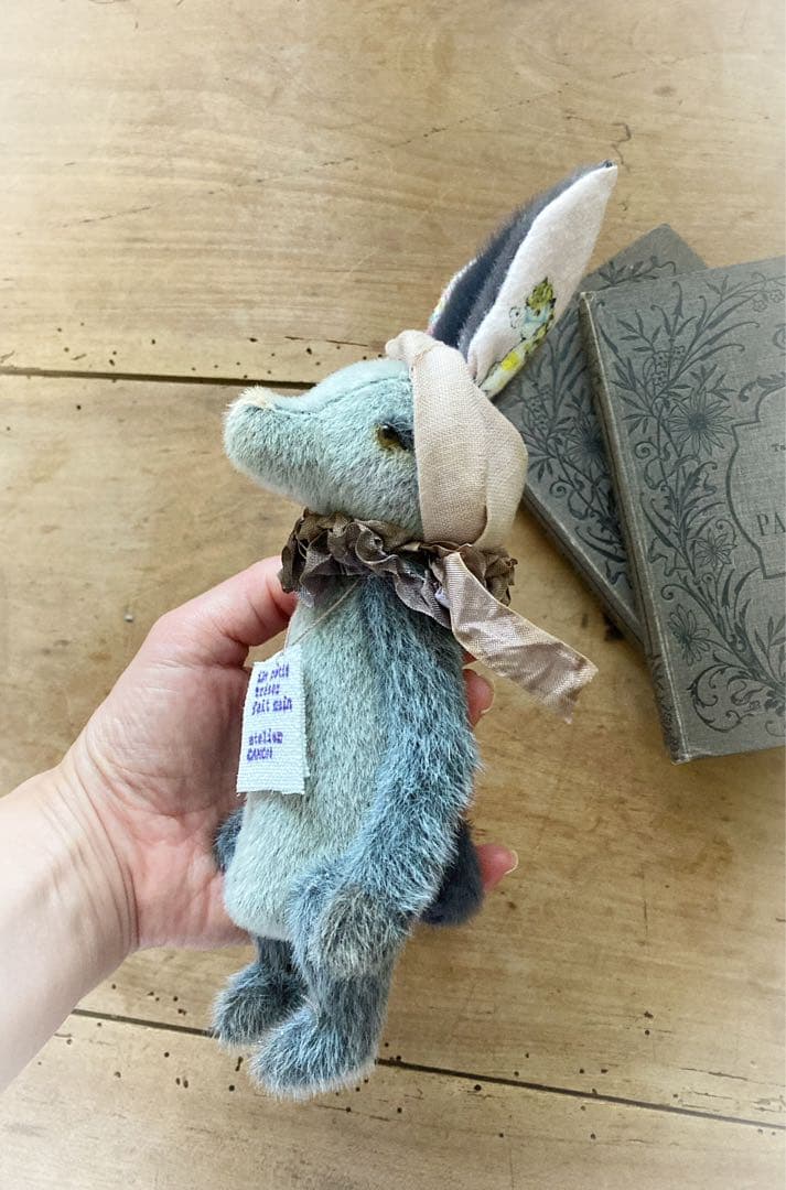 ☆CANON☆うさぎのぬいぐるみ ハンドメイド グレー アンティーク風