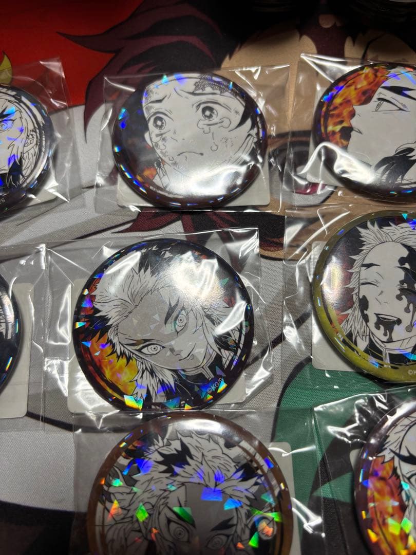 鬼滅　缶バッジ　無限列車編　煉獄杏寿郎・竈門炭治郎