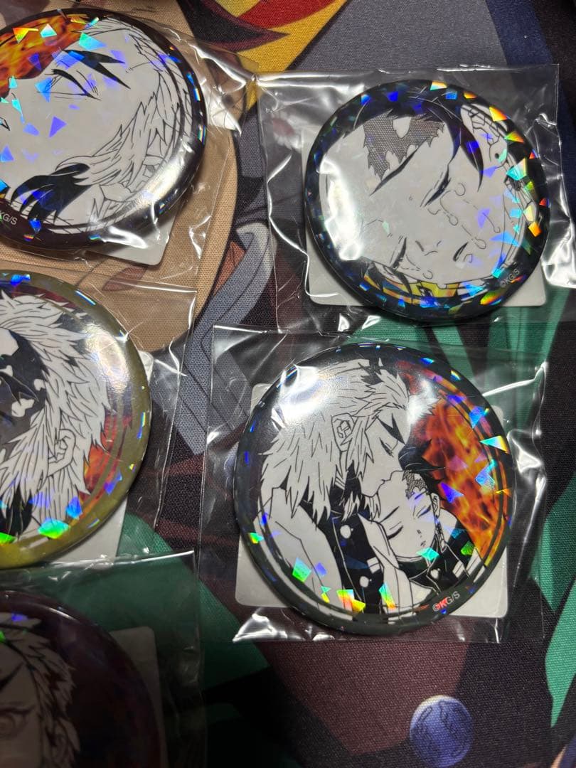 鬼滅　缶バッジ　無限列車編　煉獄杏寿郎・竈門炭治郎