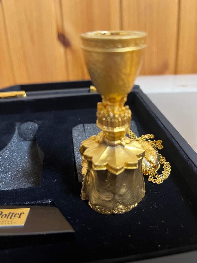 ハリー・ポッター トライウィザードカップと金の卵ペンダントセット