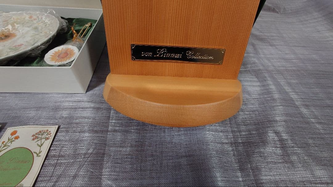 【Noritake】未使用 リンネ花時計 陶器 掛時計/置時計