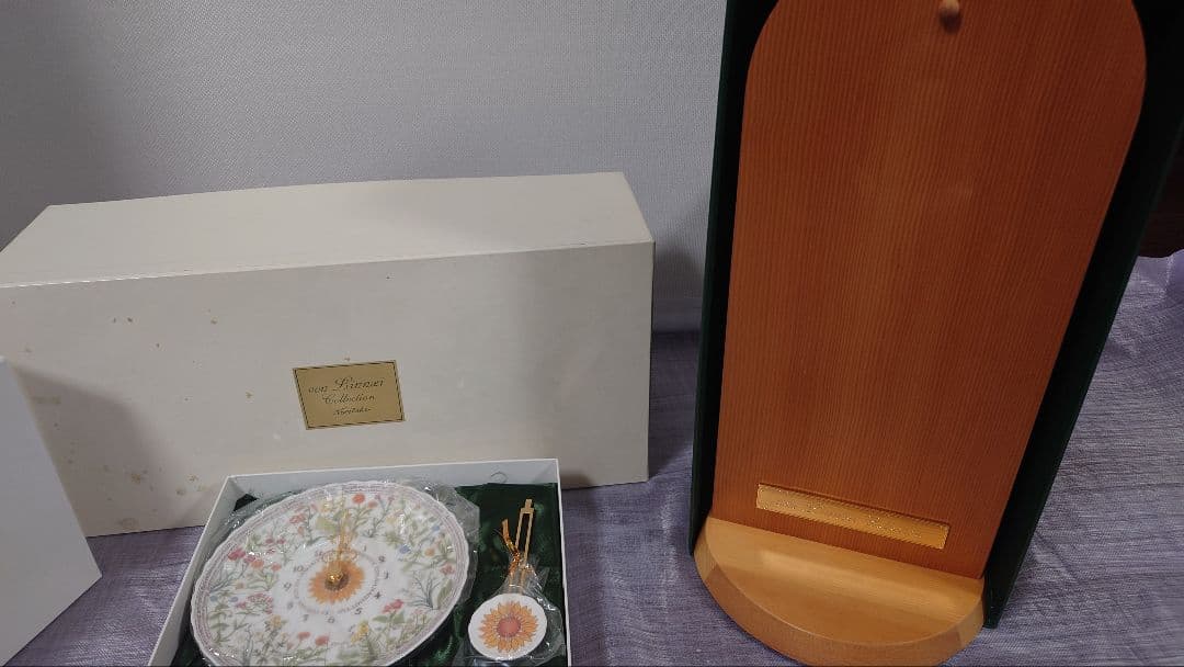 【Noritake】未使用 リンネ花時計 陶器 掛時計/置時計