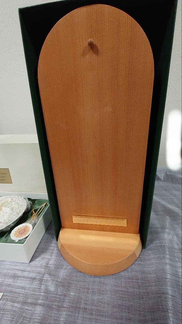 【Noritake】未使用 リンネ花時計 陶器 掛時計/置時計