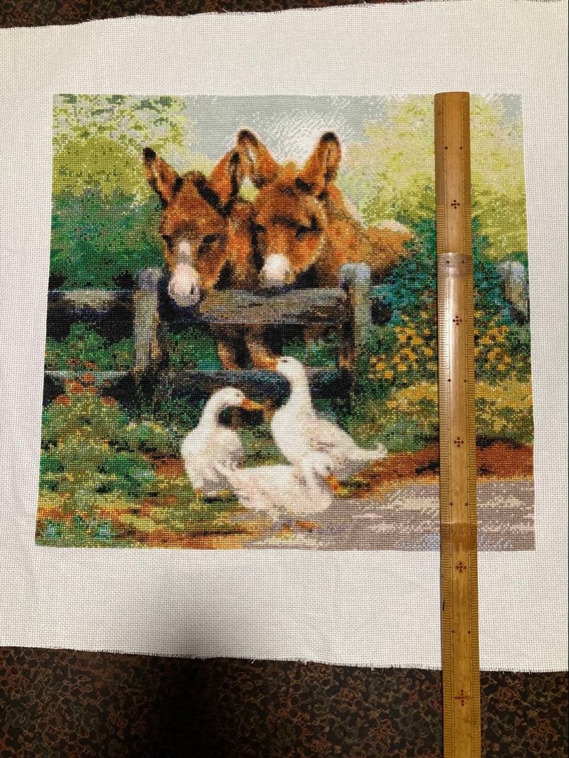 風景刺繍 2頭のロバとアヒル　クロスステッチ完成品
