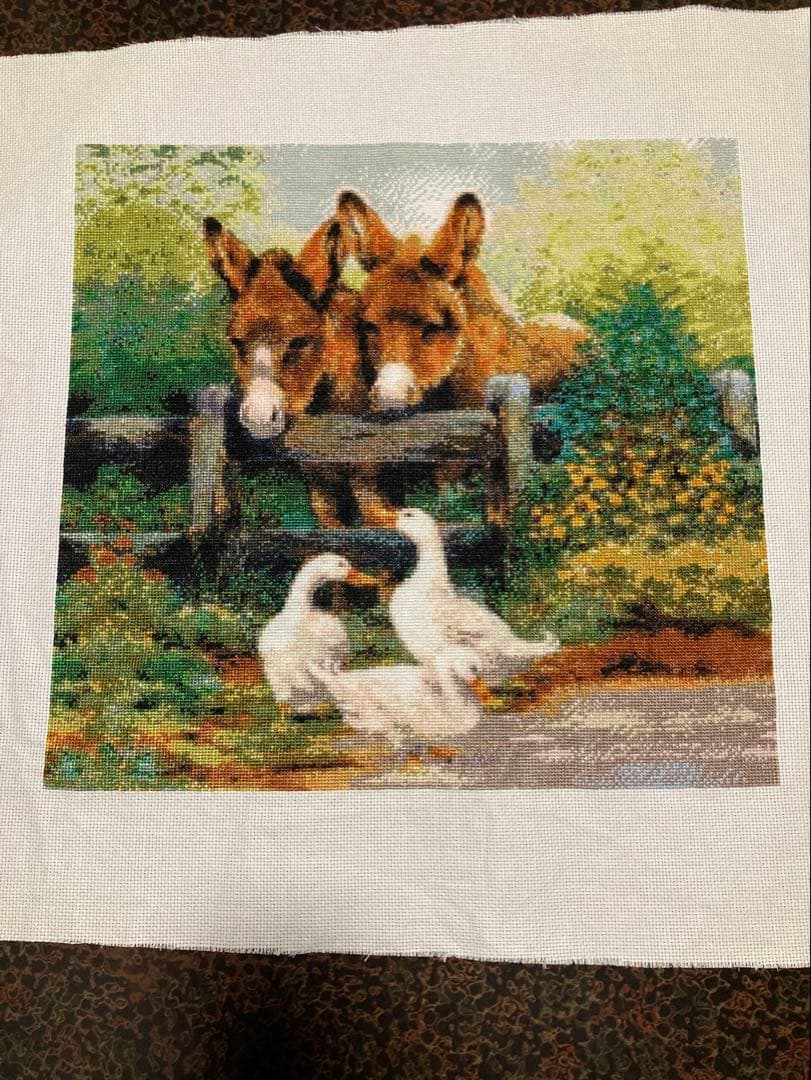 風景刺繍 2頭のロバとアヒル　クロスステッチ完成品