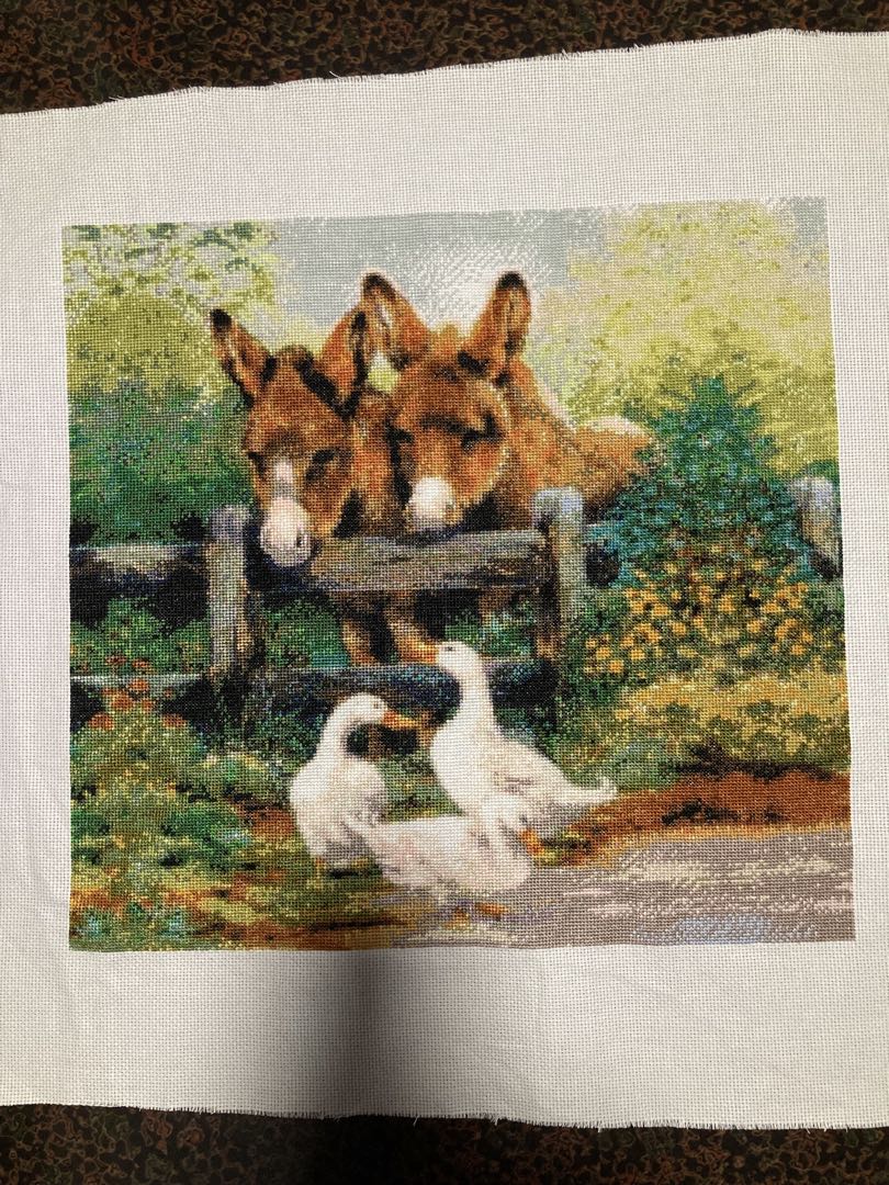 風景刺繍 2頭のロバとアヒル　クロスステッチ完成品