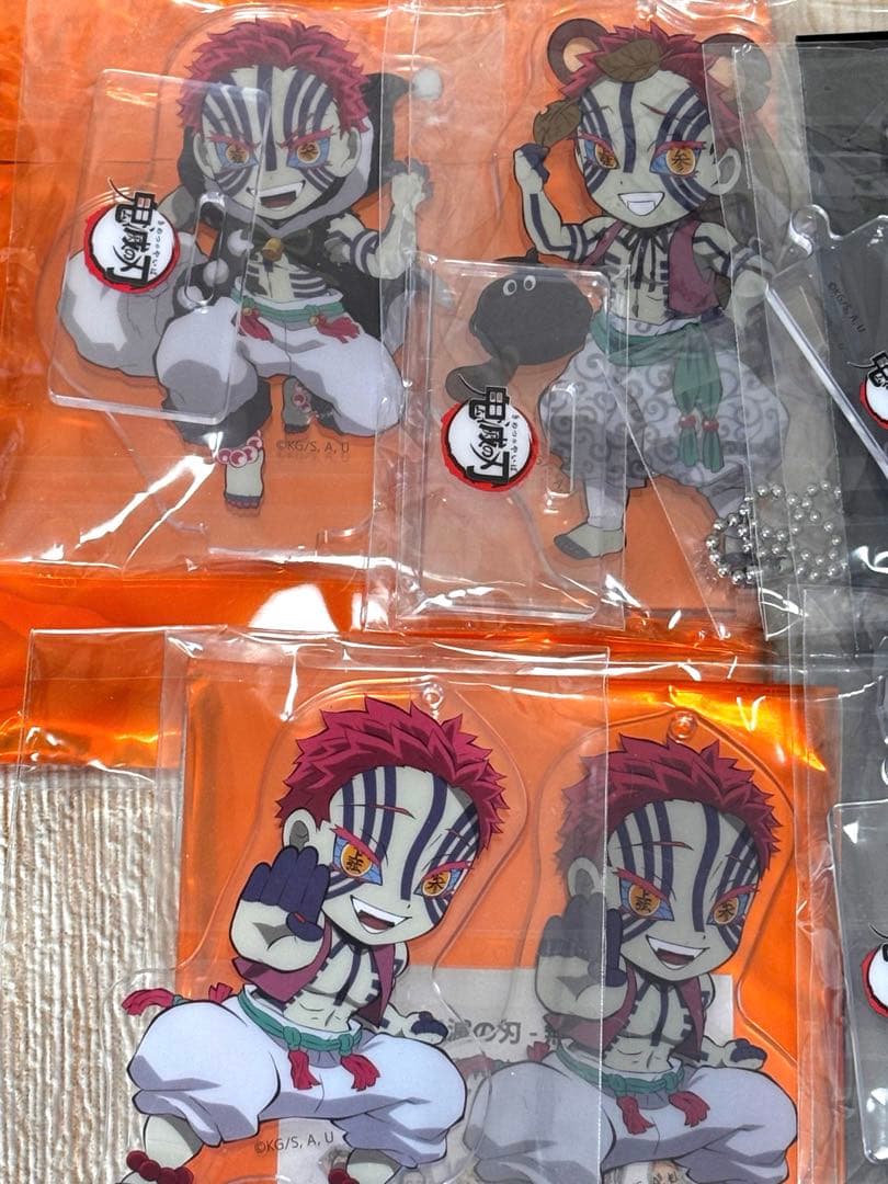 鬼滅の刃　猗窩座　纏めセット　みにきゃら アクリルキーホルダー　アクスタ