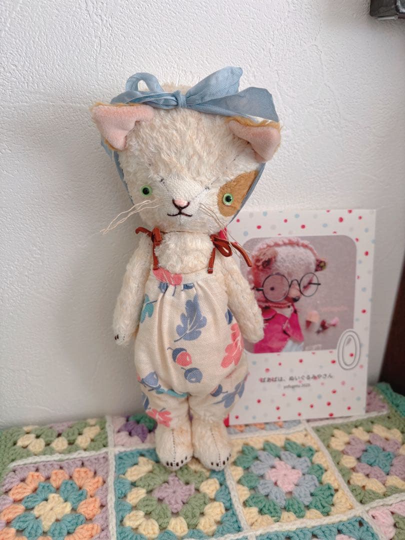 yofugetu 22cm ねこさん　mini album付き
