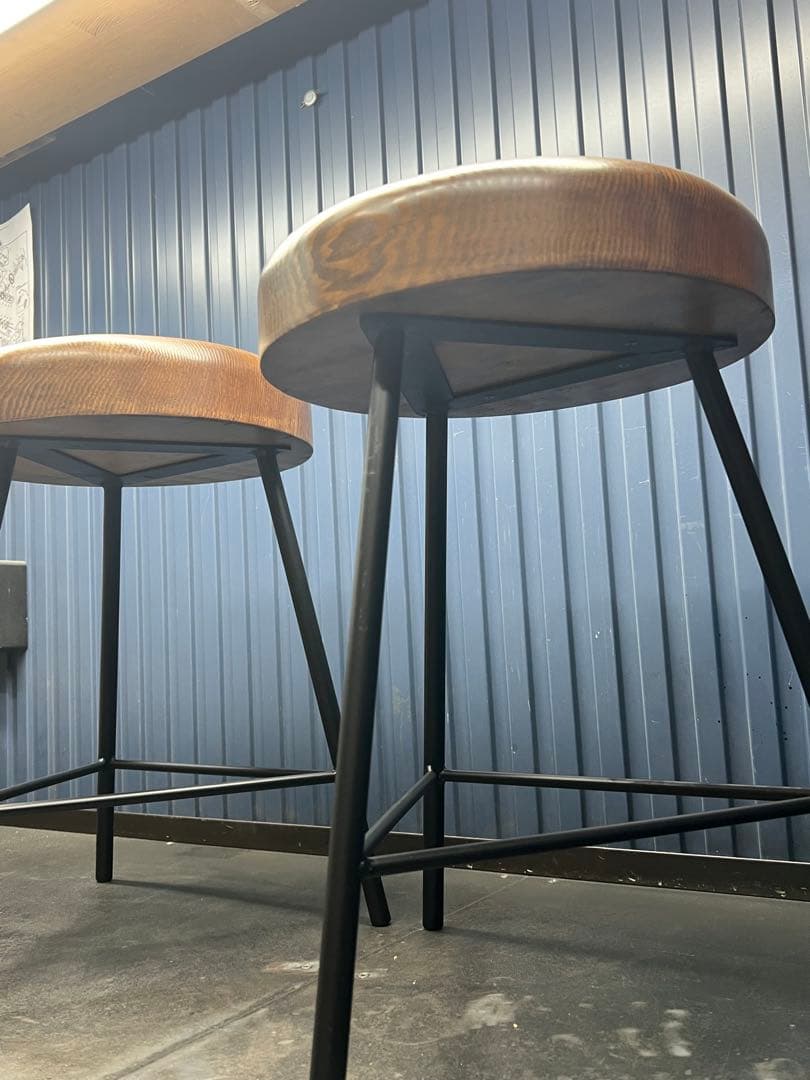 木製円形バースツール2脚セット