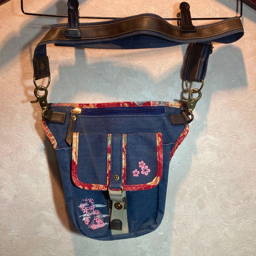 桜の刺繍のショルダーバック