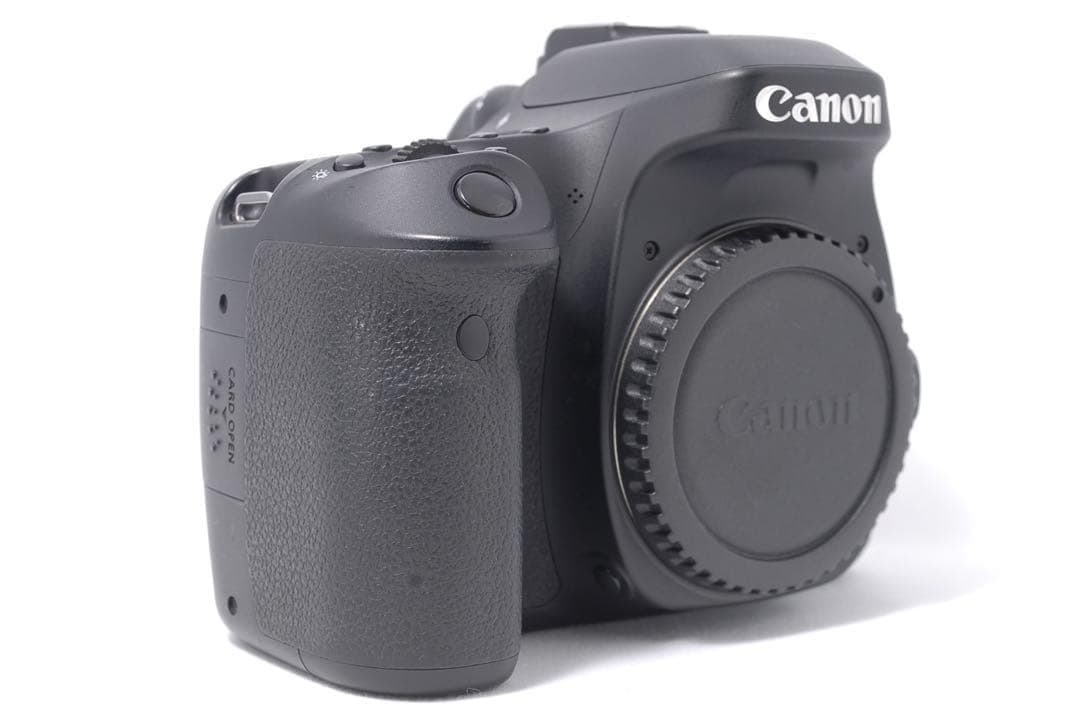 【フォロー割あり】Canon EOS 80D ハイスペック一眼レフ 標準レンズ