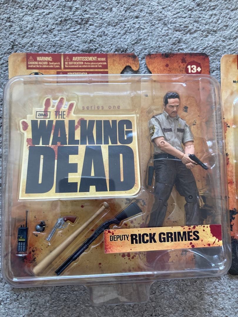 ウォーキングデッド　マクファーレントイズ　シリーズ1のリック&ダリル2体セット