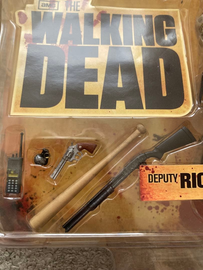 ウォーキングデッド　マクファーレントイズ　シリーズ1のリック&ダリル2体セット