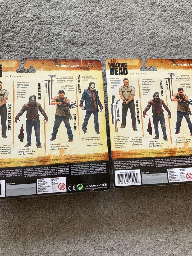 ウォーキングデッド　マクファーレントイズ　シリーズ1のリック&ダリル2体セット