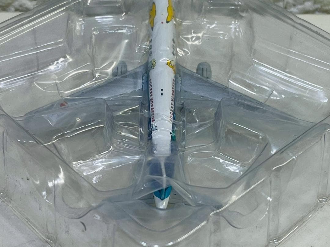 189Z ANA Boeing 767-300 ポケモンモデル 1/500