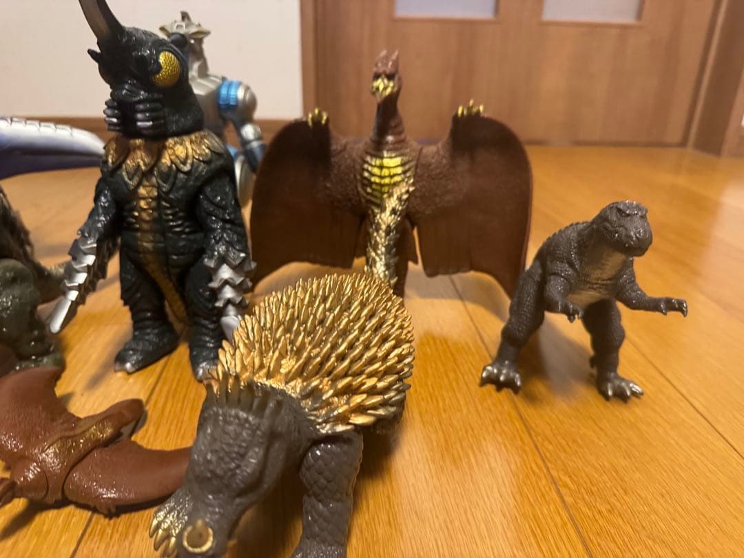 こ*ち様 90年代　ソフビ　フィギュア　おもちゃ　まとめて　ウルトラマン　ゴジラ