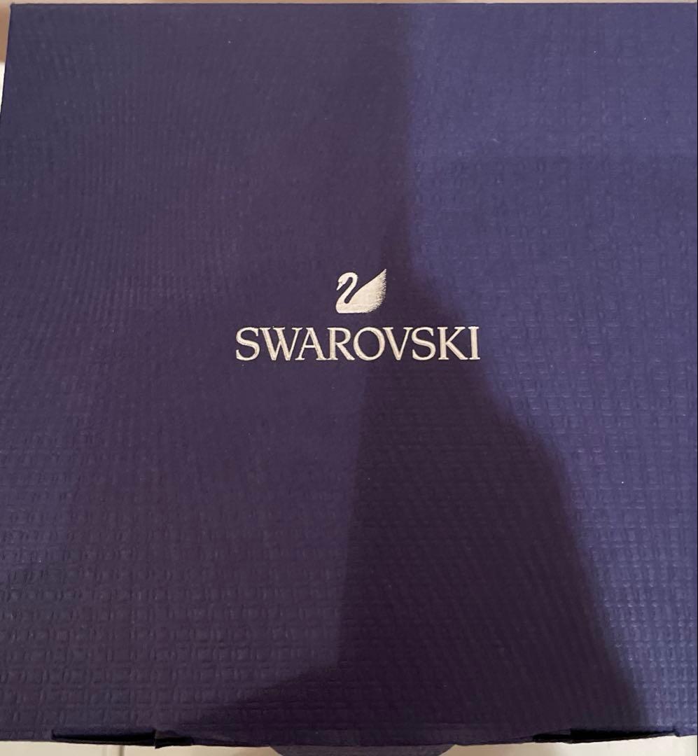 ディズニー　スワロフスキー　チップとデール 新品！