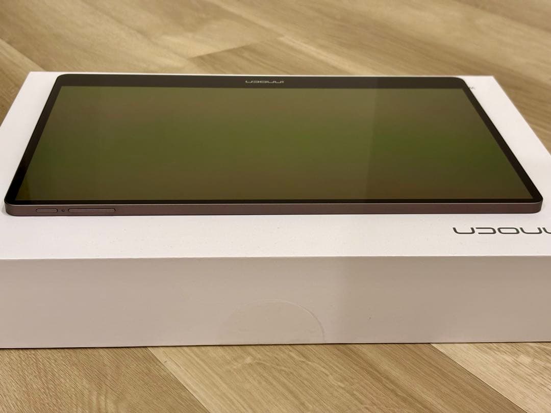 イ*タ様 innocn製 モバイルモニター 15.6インチ フルHD 有機EL