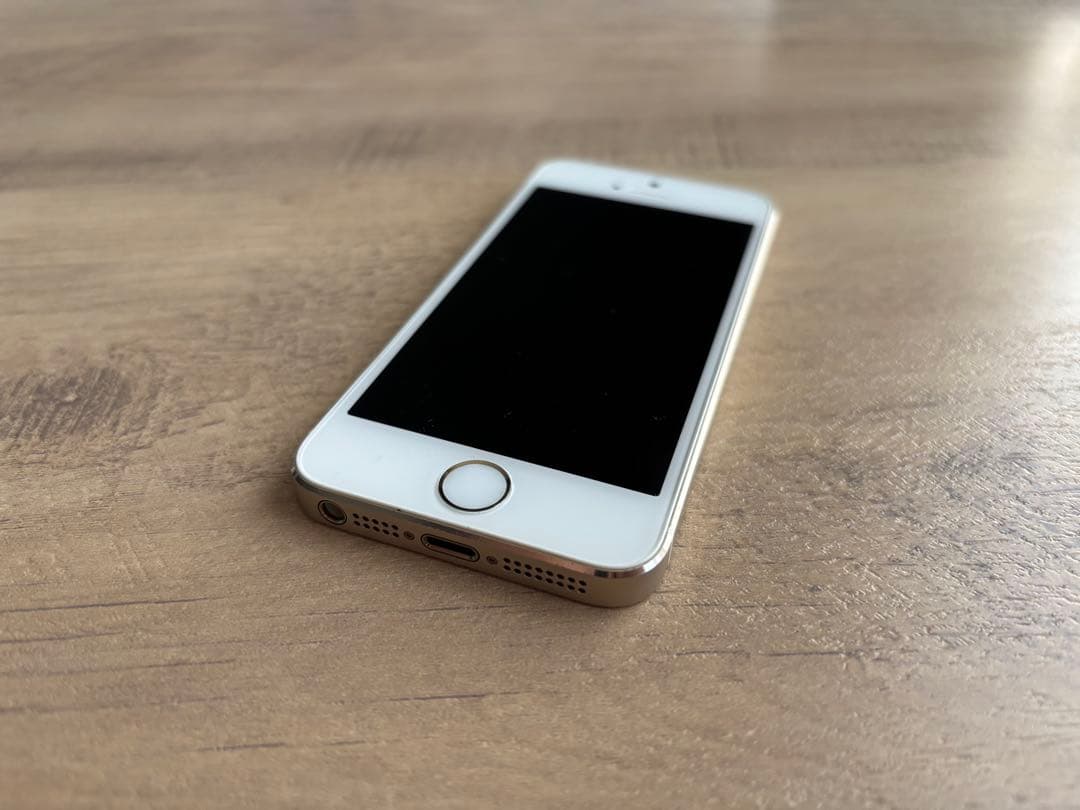 【美品】Apple iPhone SE ゴールド 32GB