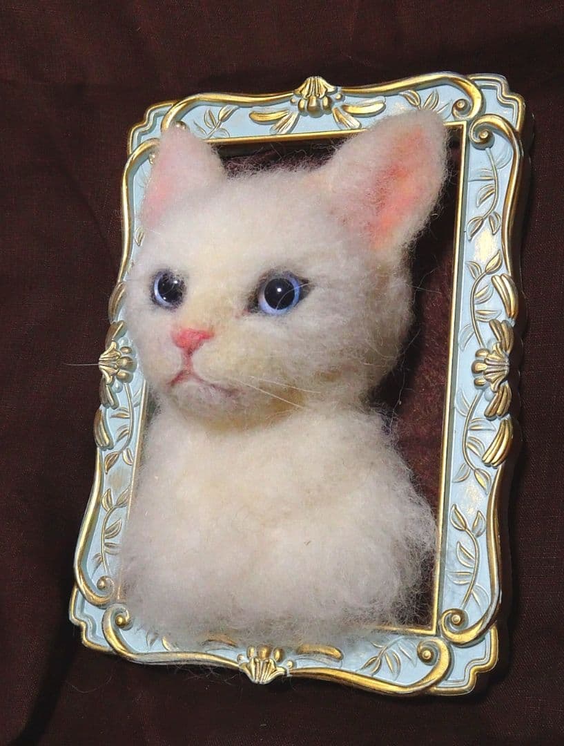 羊毛フェルト額猫・白にゃん
