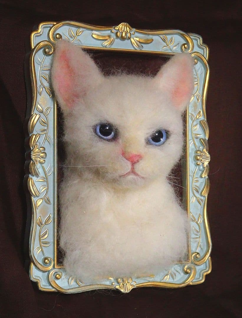 羊毛フェルト額猫・白にゃん