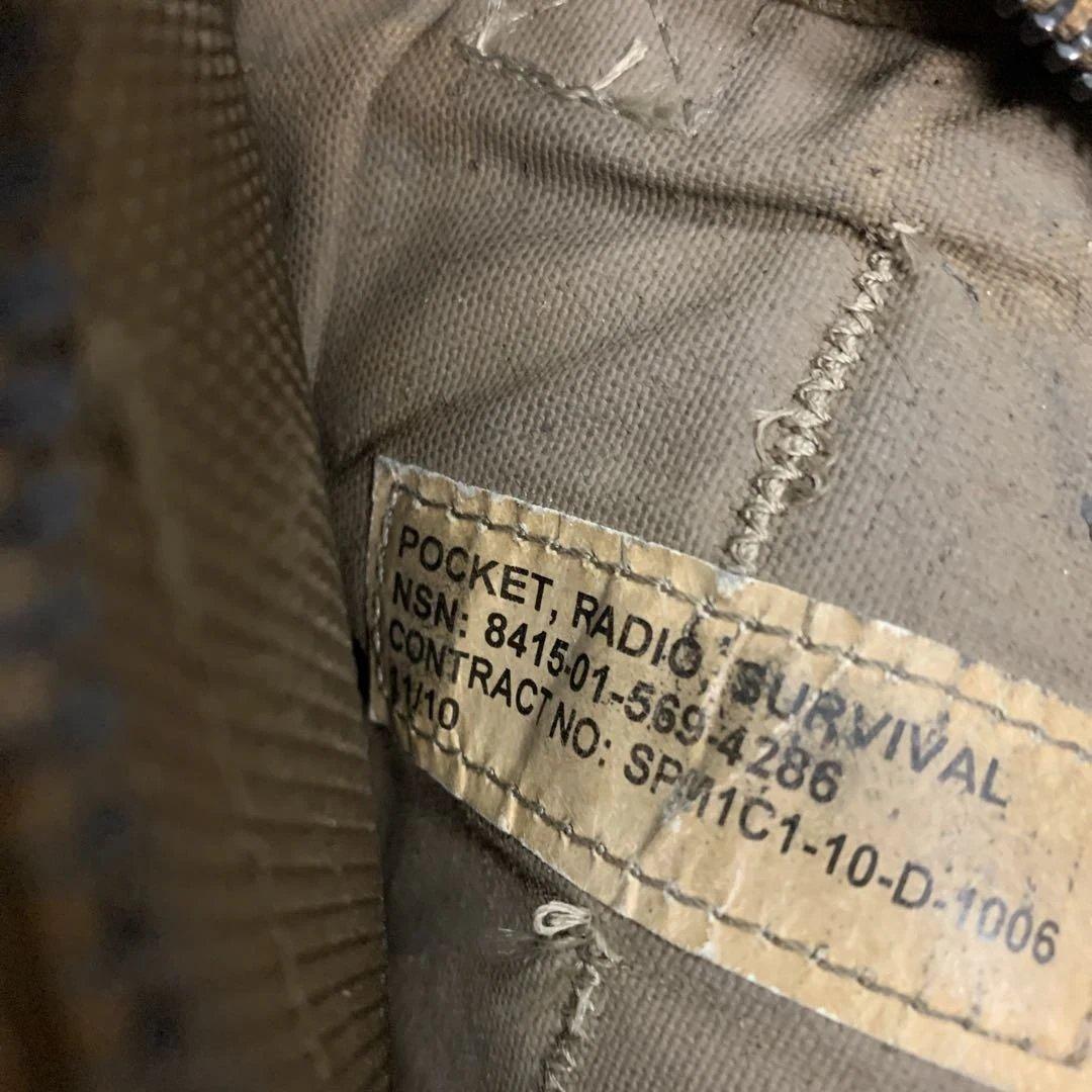 米軍放出品　USMC F-18パイロット　coyoteサバイバルベスト中古