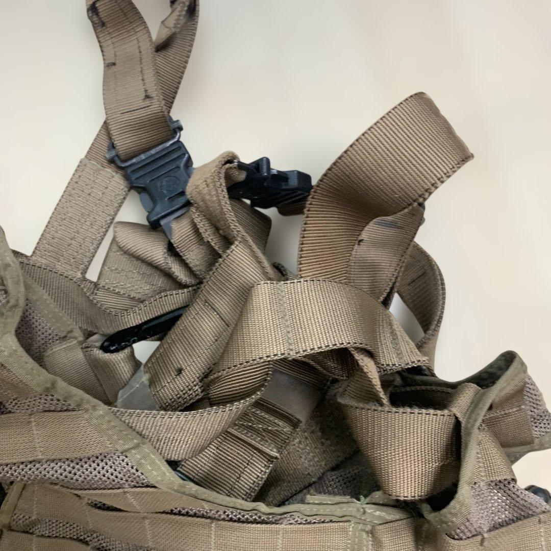 米軍放出品　USMC F-18パイロット　coyoteサバイバルベスト中古