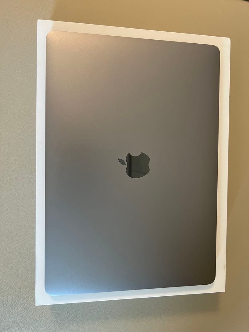 MacBook Pro 2020 13インチ 8gメモリ 512ssd 極美品