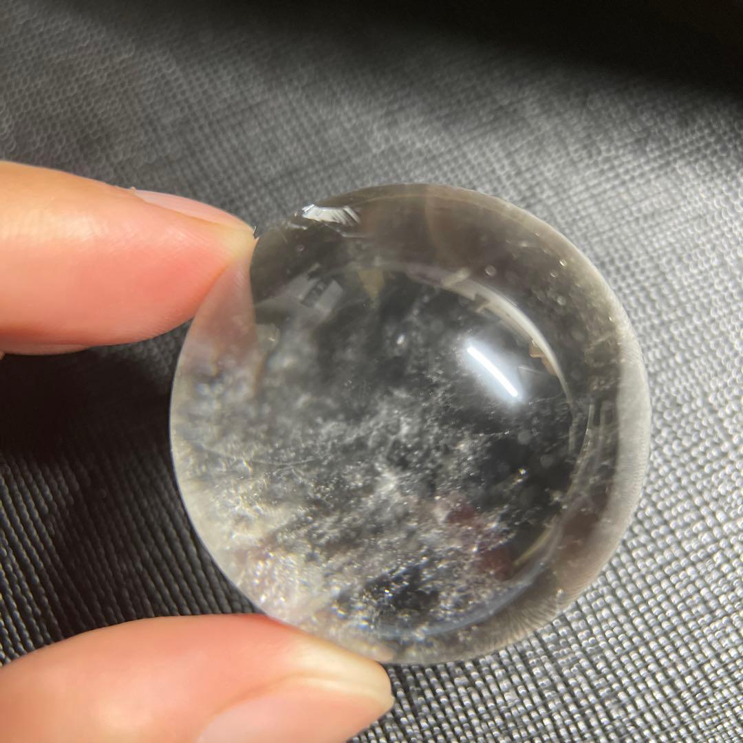 ブラジル産　超稀少 青光　パワーストーン　スフィア丸玉　34mm 台座付き