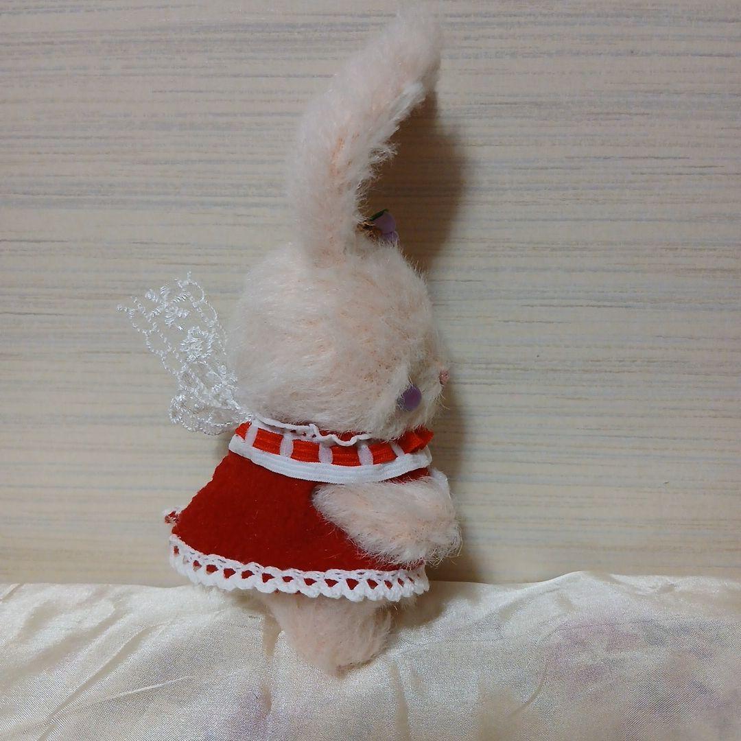 作家様　薔薇チャーム付き　うさぎ　ぬいぐるみ
