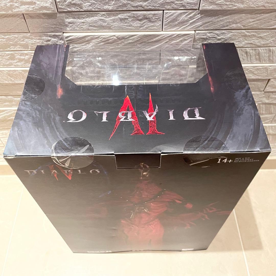 McFarlane DIABLO IV BLOOD BISHOP フィギュア