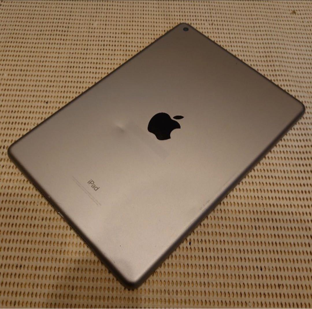 DMPWL完動品iPad第6世代(A1893)本体128GBグレイ送料込