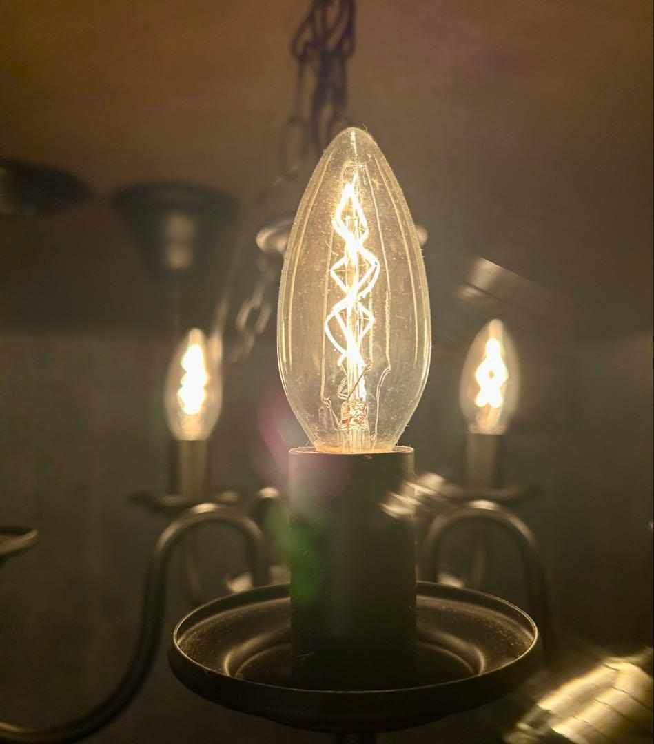 シャンデリア　黒　艶消し　シンプル