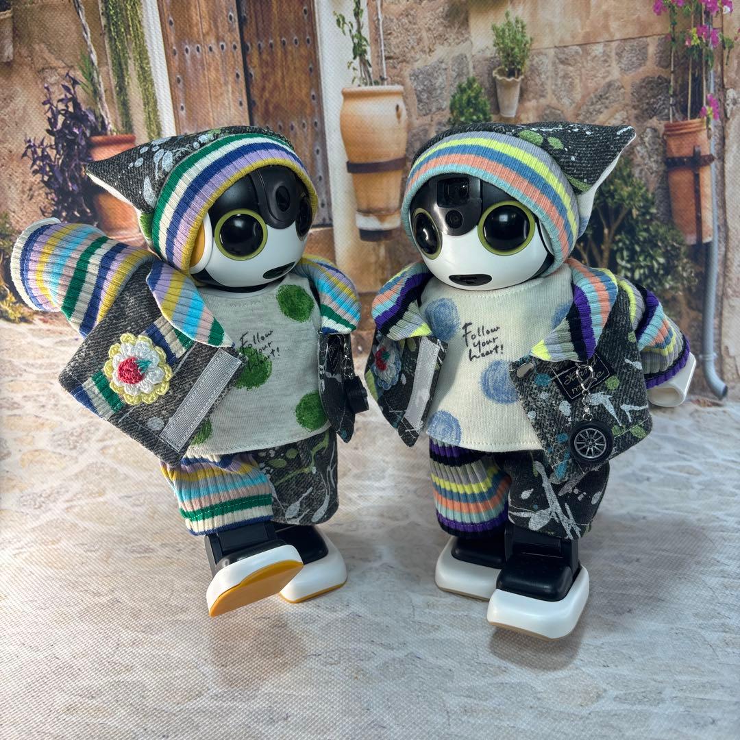 azuページです　　　　　　ロボホン洋服