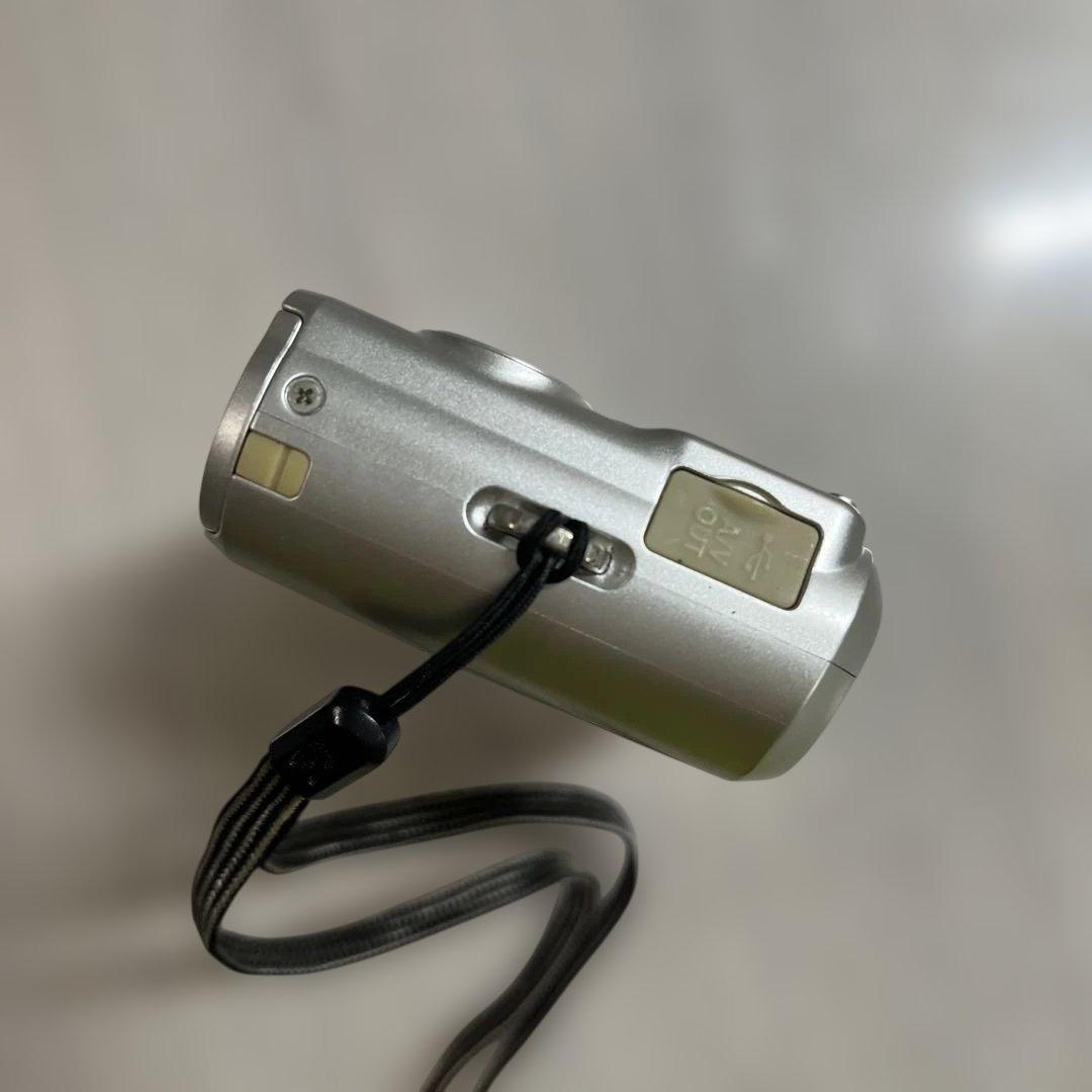 Nikon Coolpix L19 コンデジ 単三電池ニコンクールピクスL19