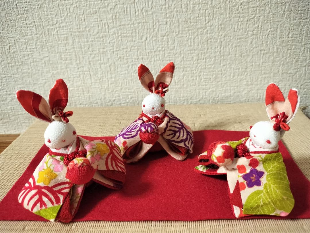 きんたろーページ！三人官女！？【うさちゃん3人組】古布と縮緬で！