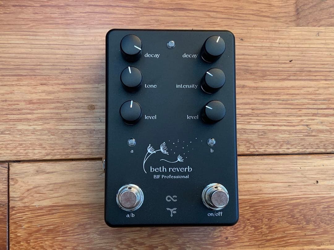 One Control Beth Reverb 美品