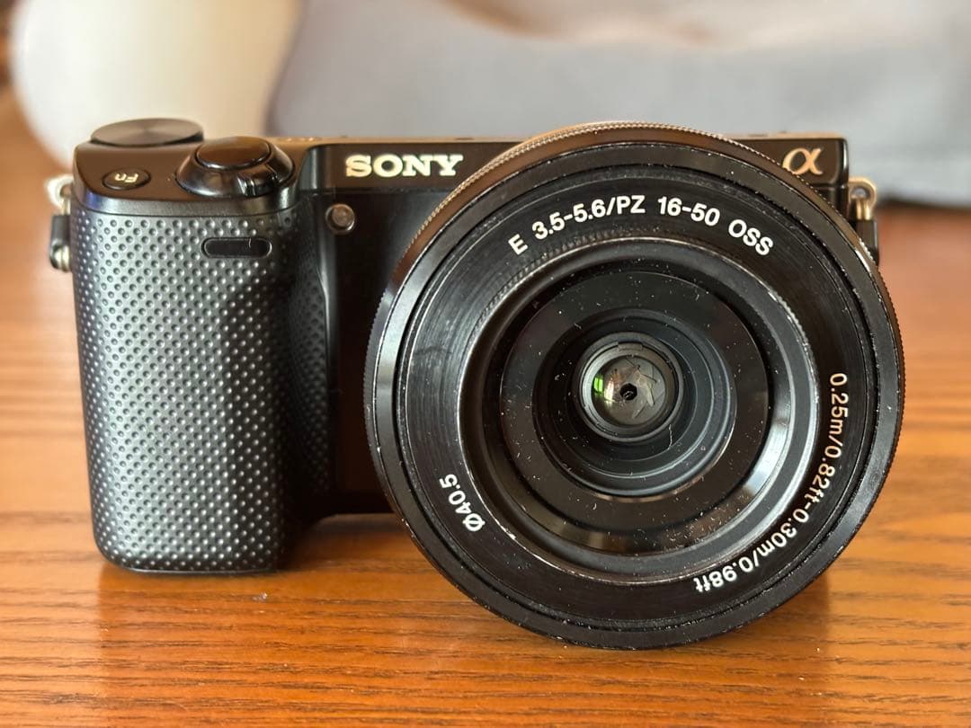 デジタルカメラ SONY NEX-5R