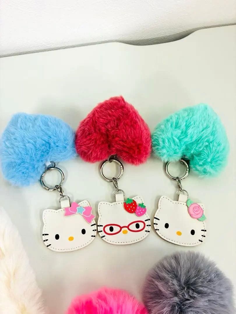 ハローキティ ふわふわファーチャーム　7個セット