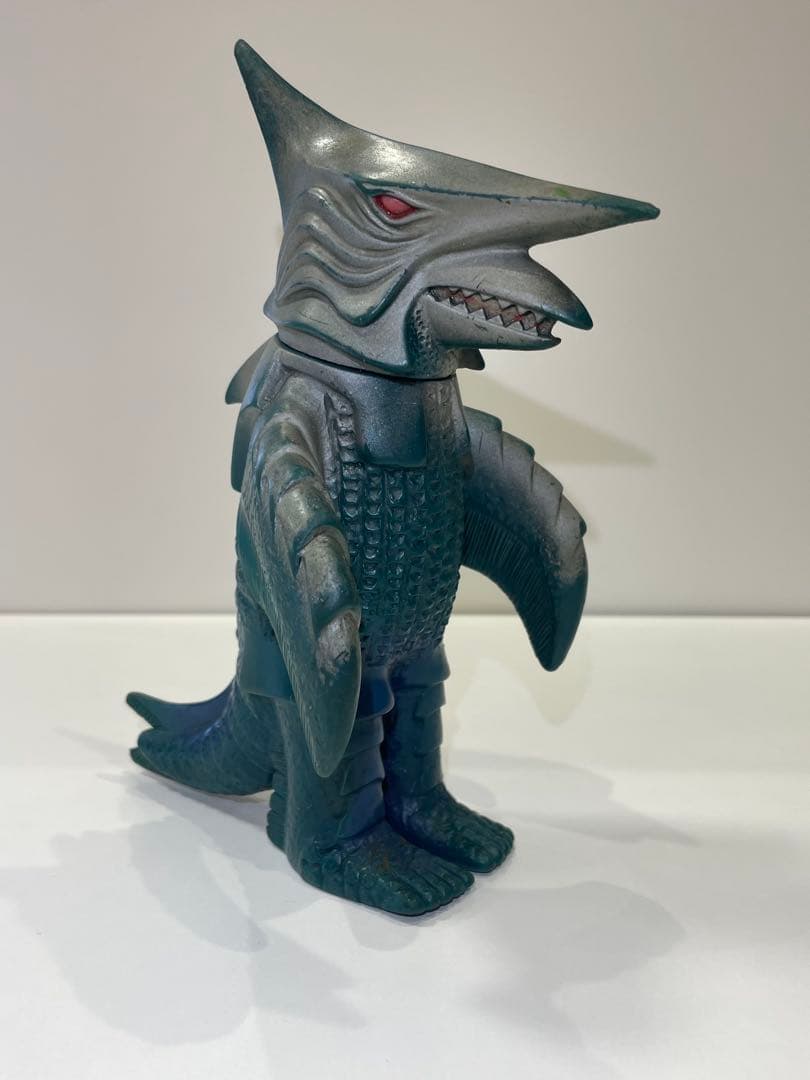 怪獣フィギュア スタチュータイプ 約20cm