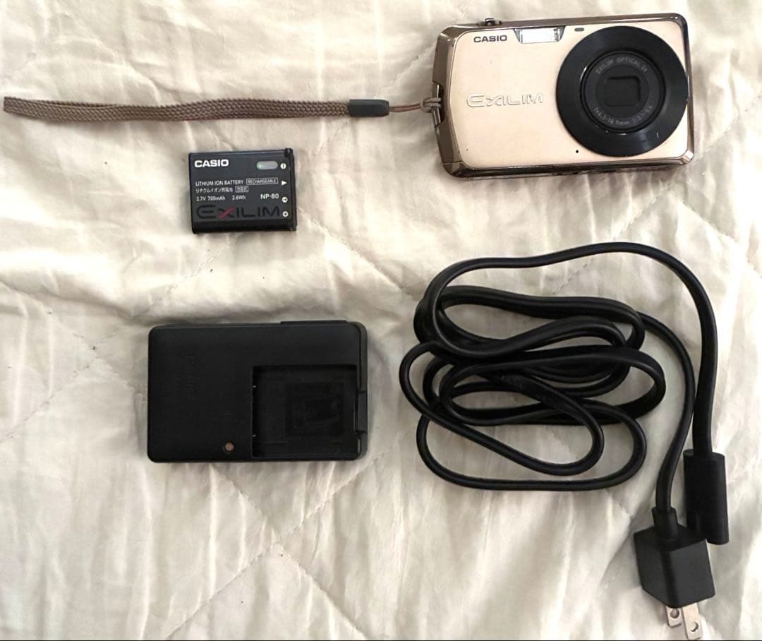 Y*P様 CASIO EXILIM コンパクトデジタルカメラ EX-Z330