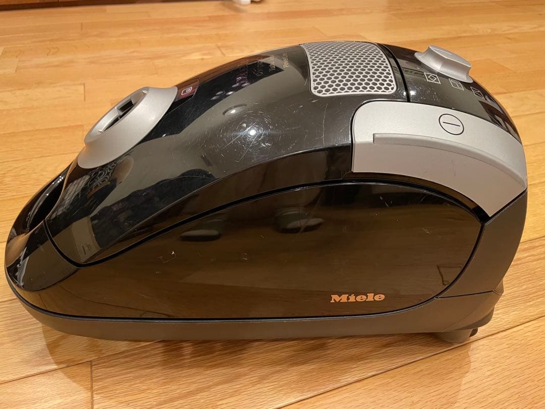 Miele Compact C1 Turbo Team PowerLine 本体