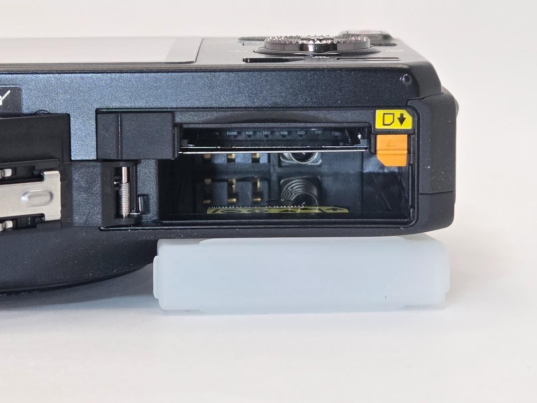 ニコン　Nikon COOLPIX S9300 ブラック《元箱付属・動作確認済》