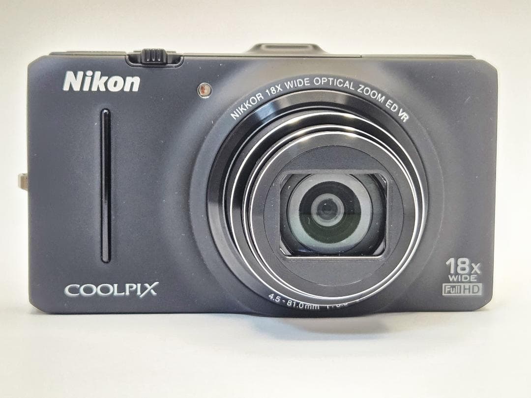 ニコン　Nikon COOLPIX S9300 ブラック《元箱付属・動作確認済》