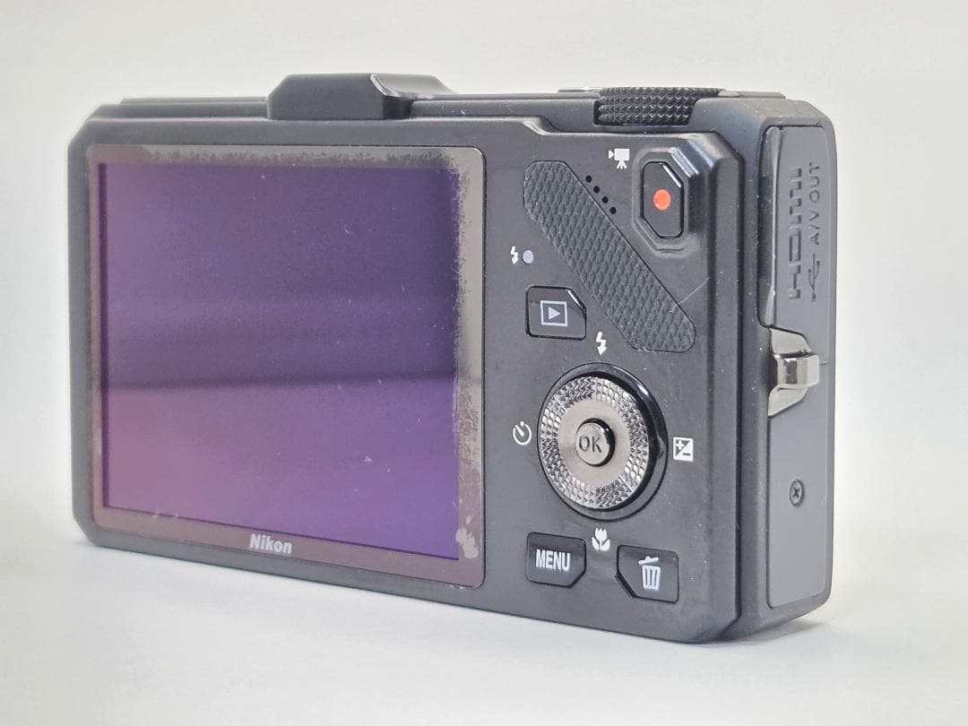 ニコン　Nikon COOLPIX S9300 ブラック《元箱付属・動作確認済》