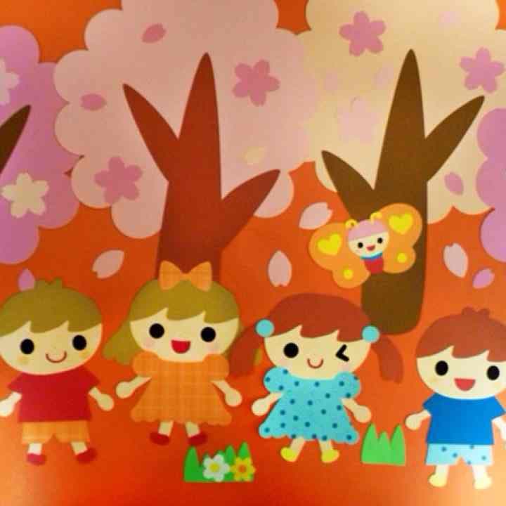 保育士 春 壁面