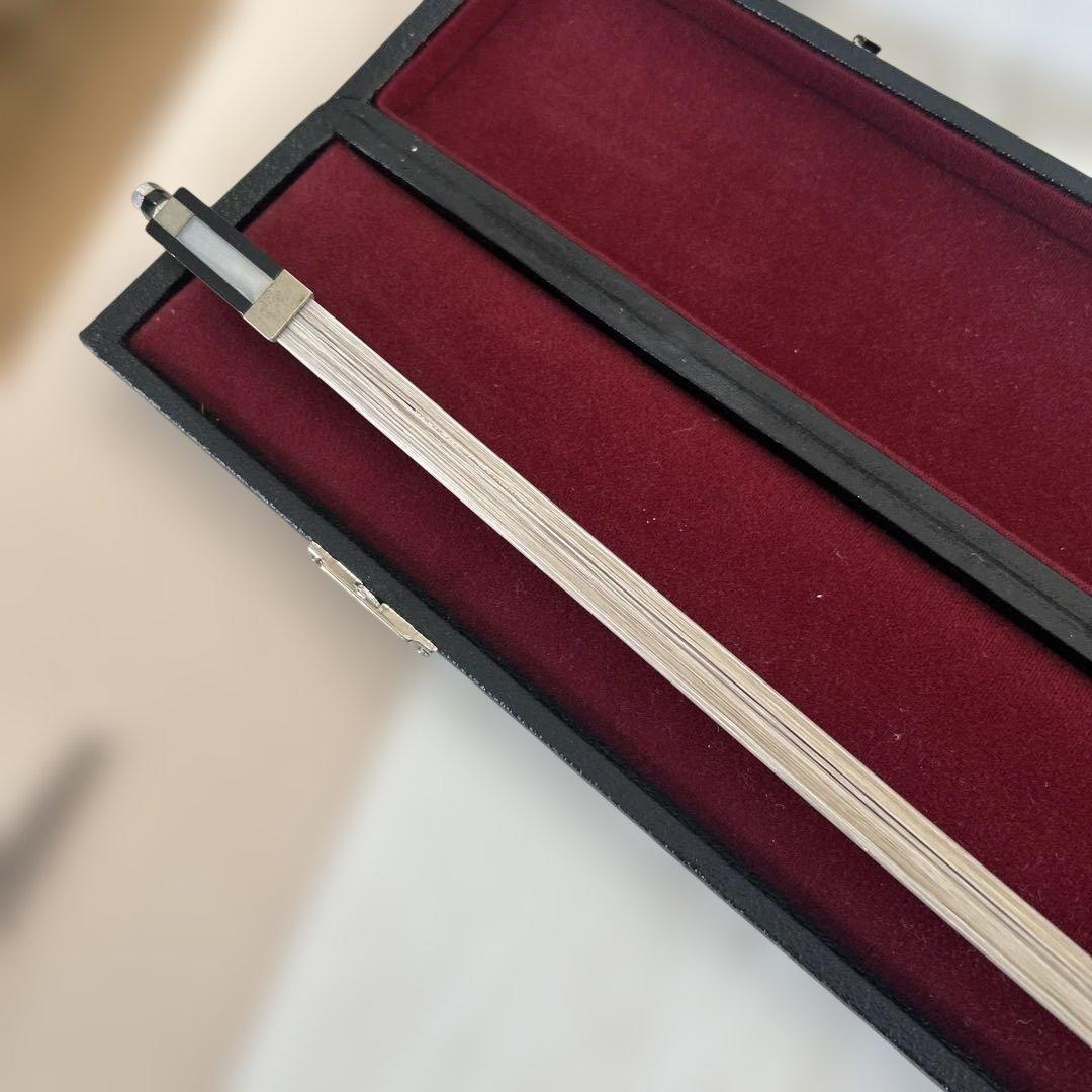 木製バイオリン弓 金属パーツ付き 収納ケースあり