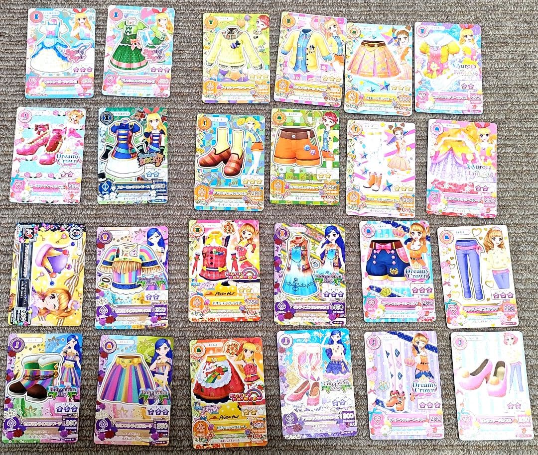 アイカツカード 187枚 レアカード（星座）　劇場版カード含む