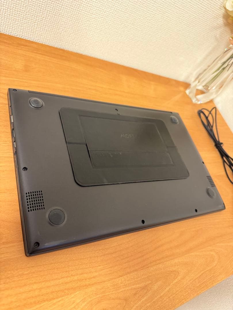 【室内使用・美品】ASUS ノートパソコン 【動作サクサク】